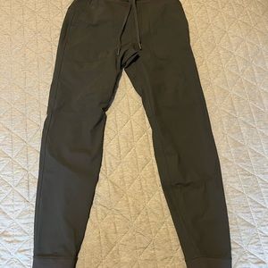lululemon ABC Jogger skinny cut